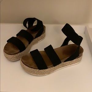 Steve Madden Kimmie black sandals